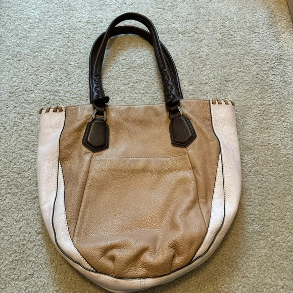 ORYANY LYSIE LARGE PEBBED LEATHER TAN/MISTY PINK IN COLOR. - Picture 2 of 7